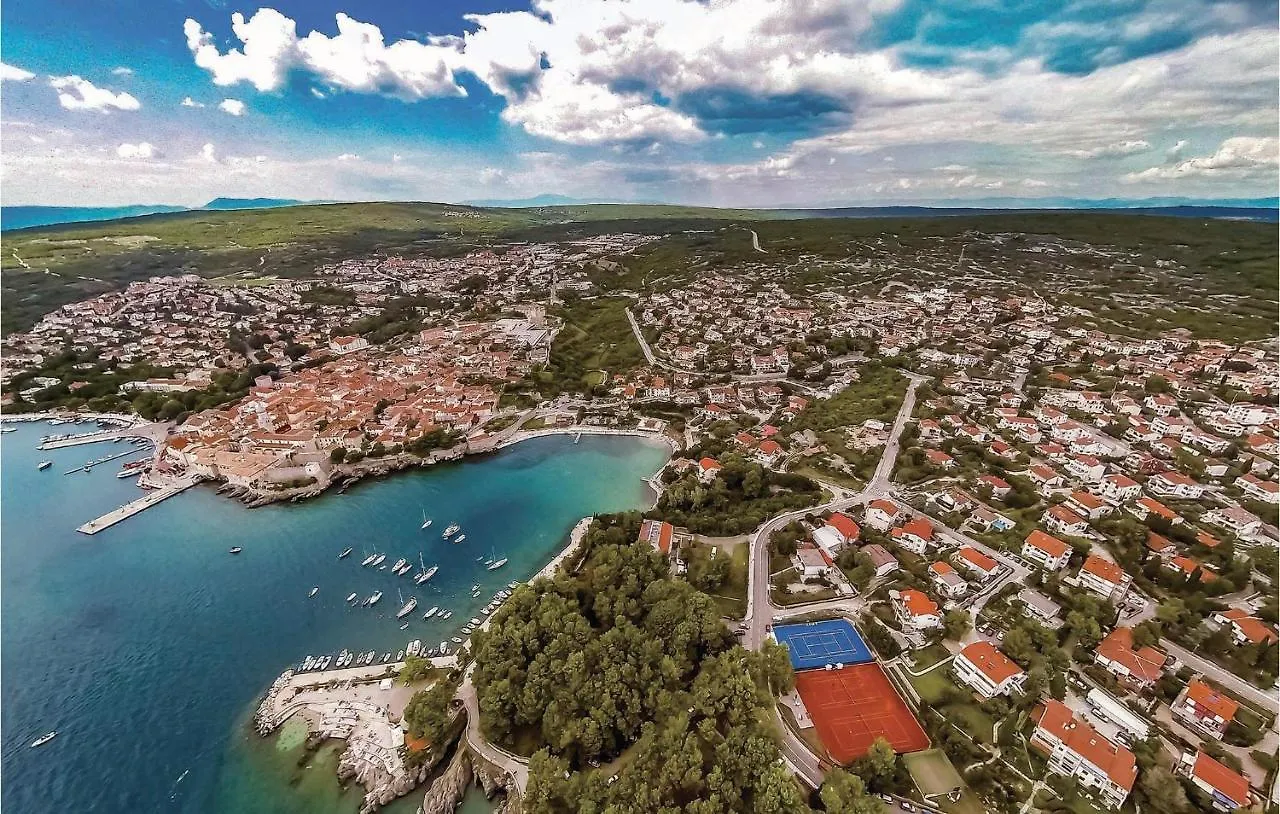 Stunning Apartment In Malinska With Wifi Κροατία